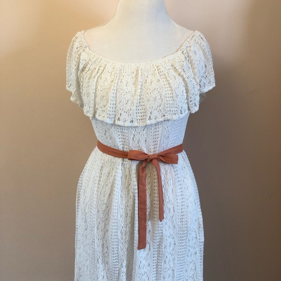 Frock Shop Off White Eyelet Dress - Picture 3 of 5